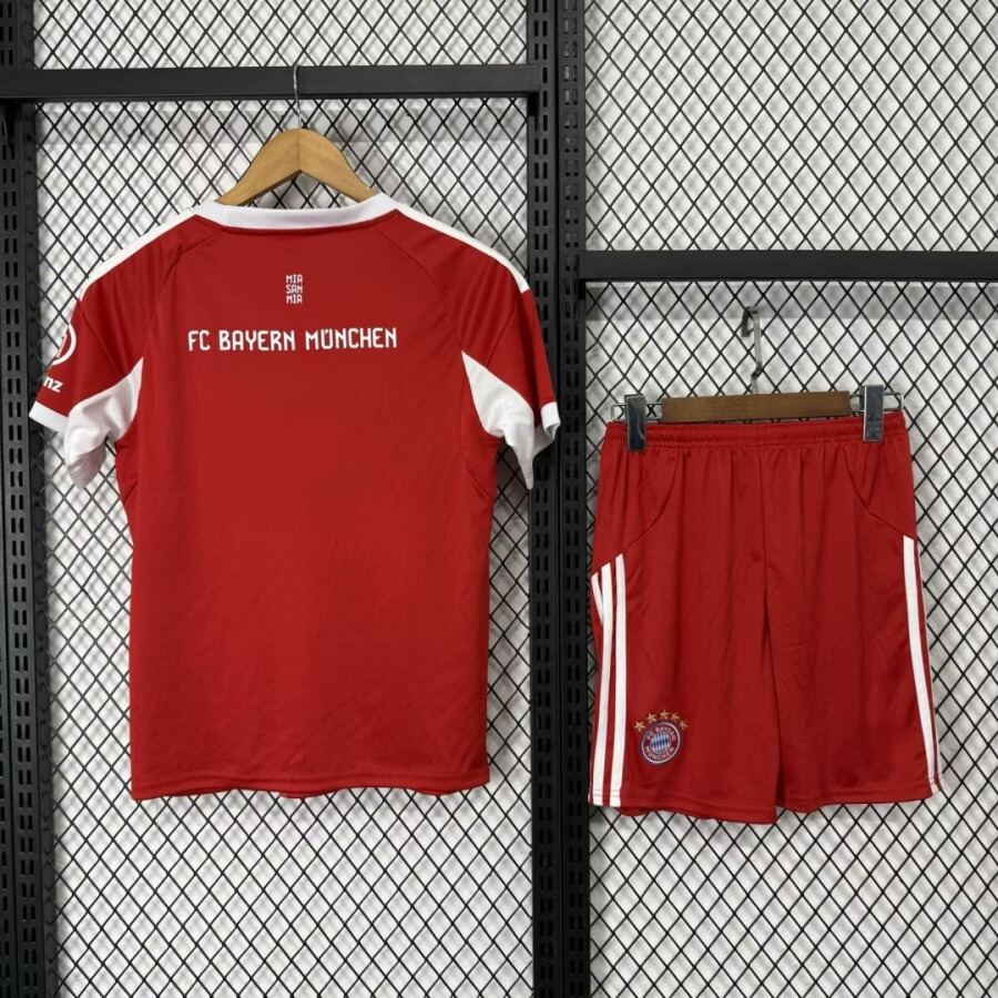 1bac05a02a072e7325a6f4e586f5053a.jpg Koszulka Bayern Monachium Domowa 2025/26 Dorosła