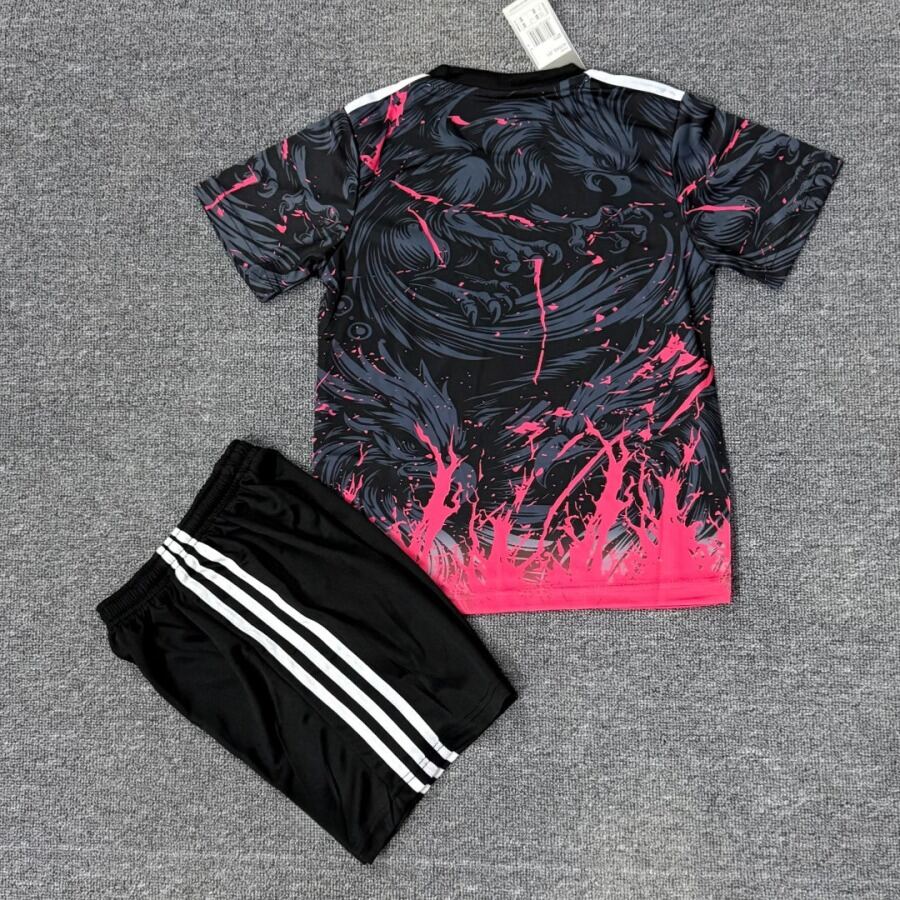 6c1c3e98e58854d835336b9fc6d34e82.jpg Koszulka Liverpool 2025/26 Dziecięca Edycja Specjalna