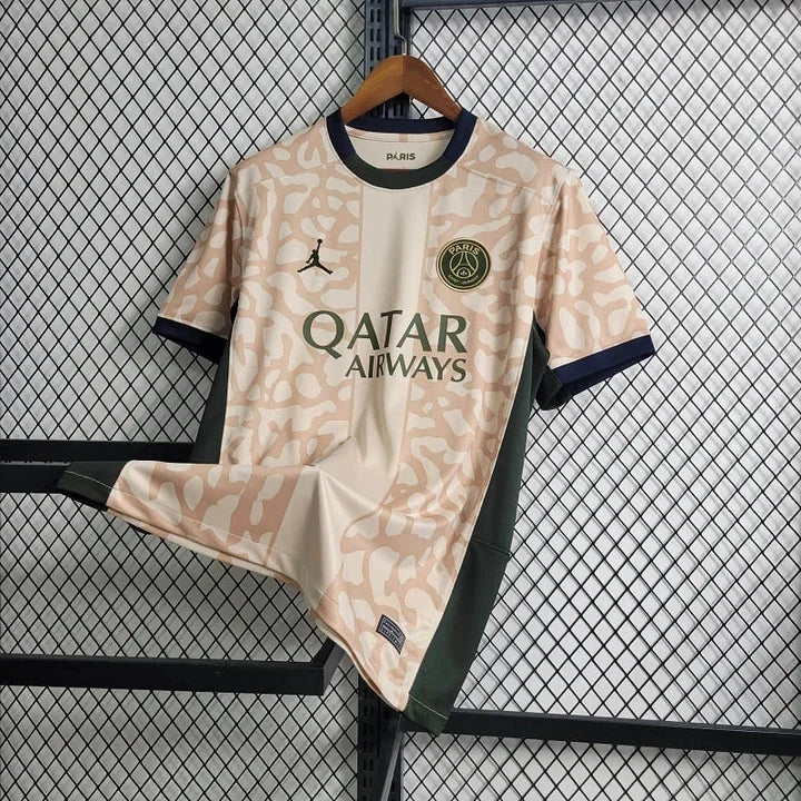 71ea2b344508eb28213e57e87c97ca6a.jpg Koszulka PSG Czwarta 2023-2024