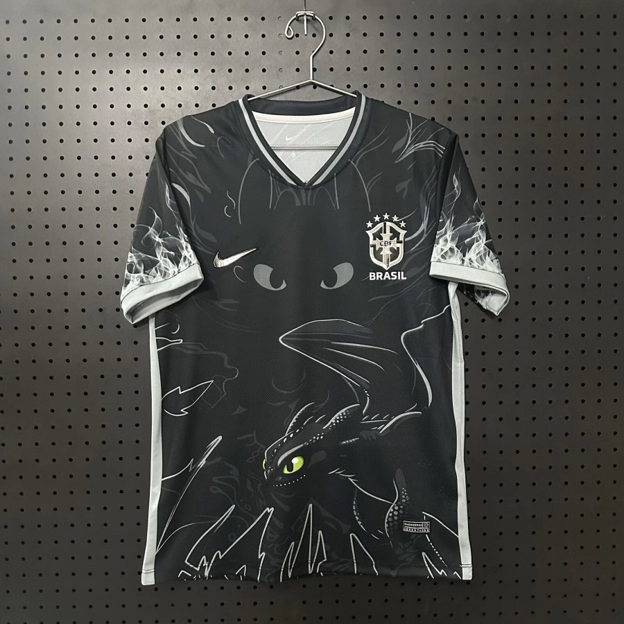 75dd9f0a3fbea24598298cfb9d8e0b1d_40035c9d-59be-40ee-9481-46ba0dfff7cb.jpg Koszulka Brazylia 2026 Special Black