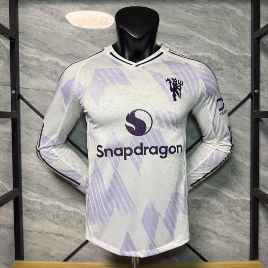 81122cb46b6516e8db88cf396afca079.jpg Koszulka Manchester United Wyjazdowa 25/26 Długi Rękaw