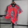 A74582DC06609FCF2B0D86539E673FE5_540x_c0b9a0d3-b7b0-4100-a35b-bde7647854e2.jpg Koszulka Manchester United Retro 2019-2020 Smok