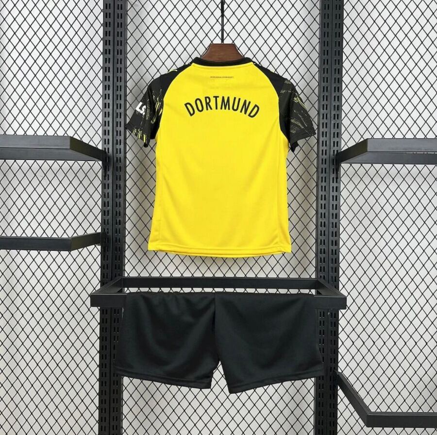 BC30C7C4-EC61-459B-A5A9-137558B0FC07.jpg Koszulka BVB Dortmund Domowa 2025/26 Dziecięca