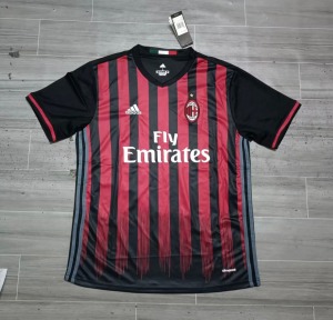 F939F740-0786-4CDA-9AD0-7EF0D365BB26.jpg Koszulka AC Milan Domowa 2016/17