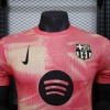 IMG-6759_540x_e75d3c98-7458-4fe0-838f-29085bc61f34.jpg Koszulka FC Barcelona Różowa Edycja Specjalna 2024-25