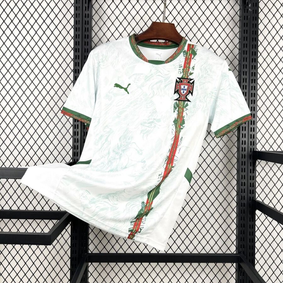 ab386511f69428a5ee4ee858ad18fa81.jpg Koszulka Portugalia 26/27 Edycja Specjalna White