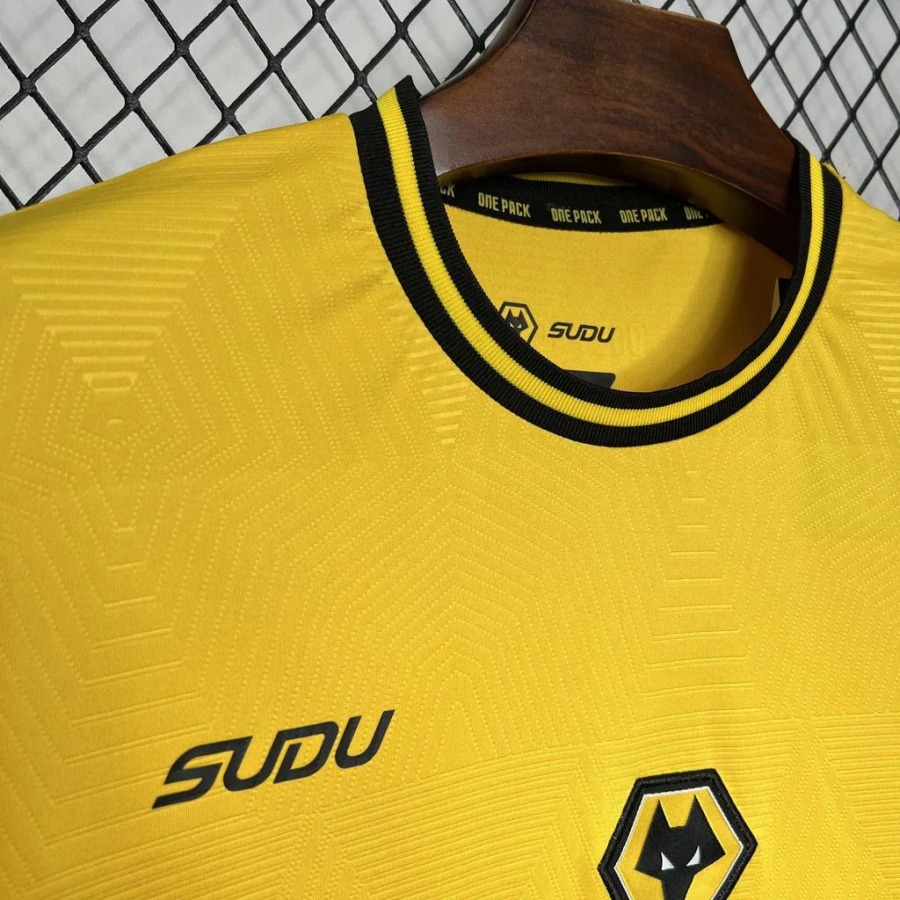 ba8720d3.jpg Koszulka Wolves 2024-25 Domowa