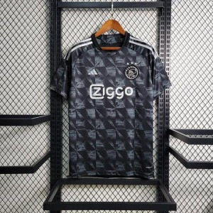 e07b21ff_540x_0cf212f2-806a-4654-bb52-324e76ef31f1.jpg Koszulka Ajax Trzecia Czarna 2023-2024