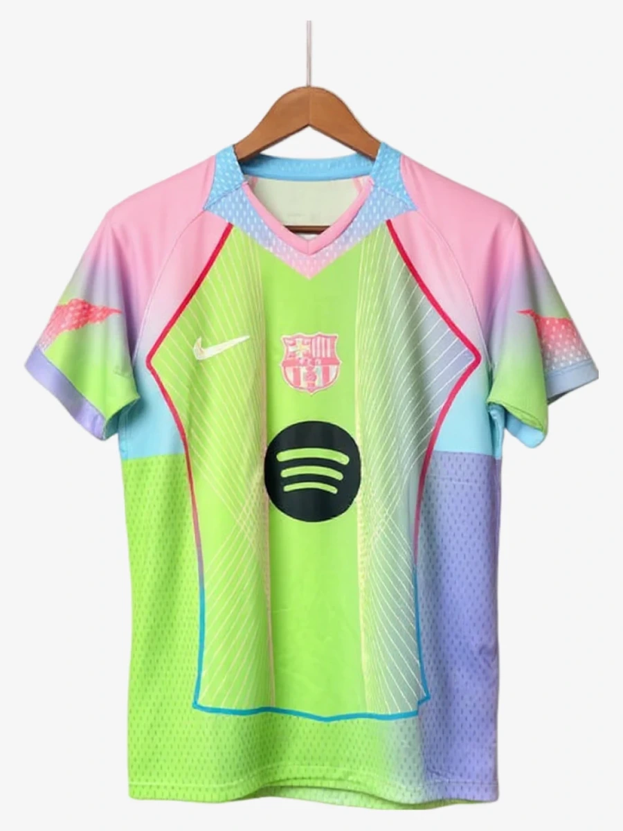 maillot-concept-fc-barcelone-edition-degrade-arc-en-ciel-2025-2026 studio v10 Koszulka Concept FC Barcelona Edycja Gradient Tęczowy 2025-2026
