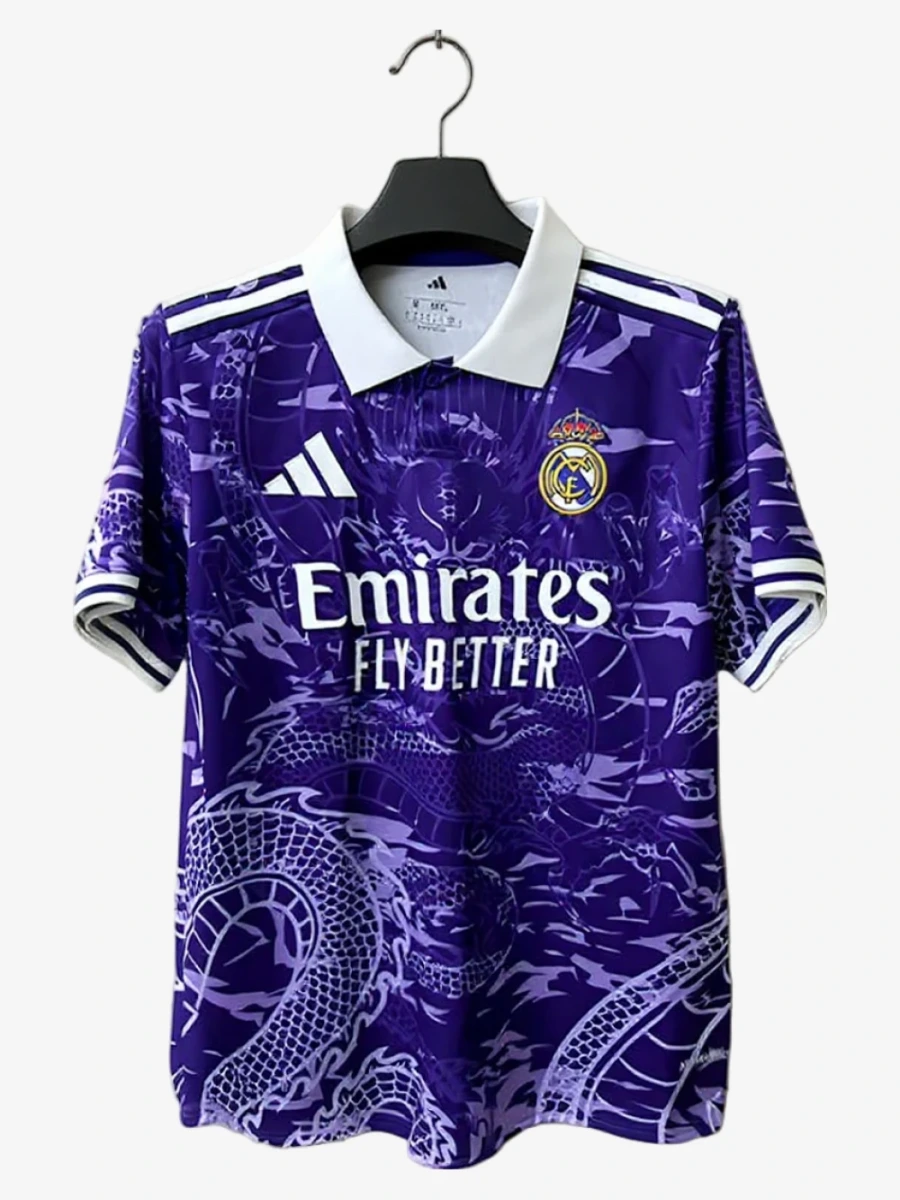 maillot-concept-real-madrid-dragon-edition-violet-2025-2026 studio v12 Koszulka Concept Real Madryt Dragon Edycja Fioletowa 2025-2026