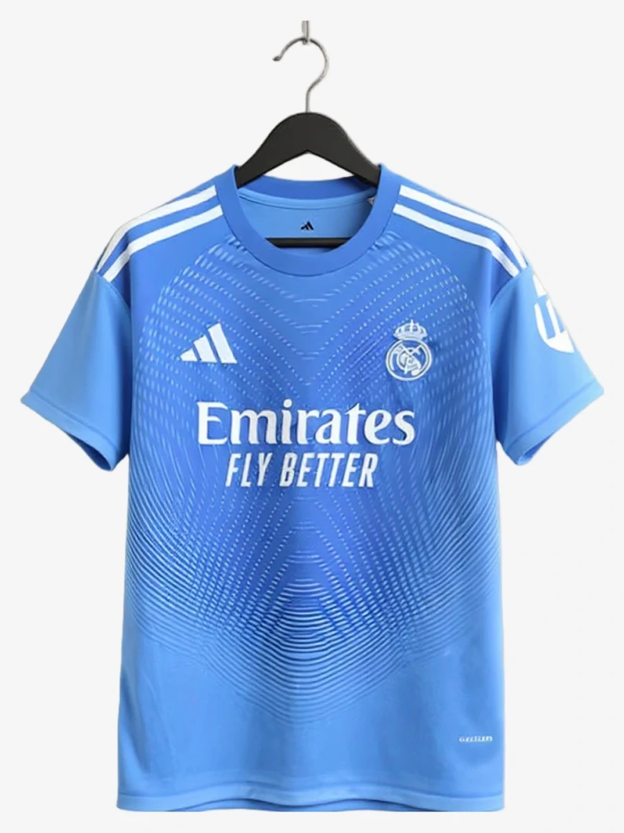 maillot-real-madrid-avant-match-edition-blue-2025-2026 studio v12 Koszulka Real Madryt Przedmeczowa Edycja Niebieska 2025-2026